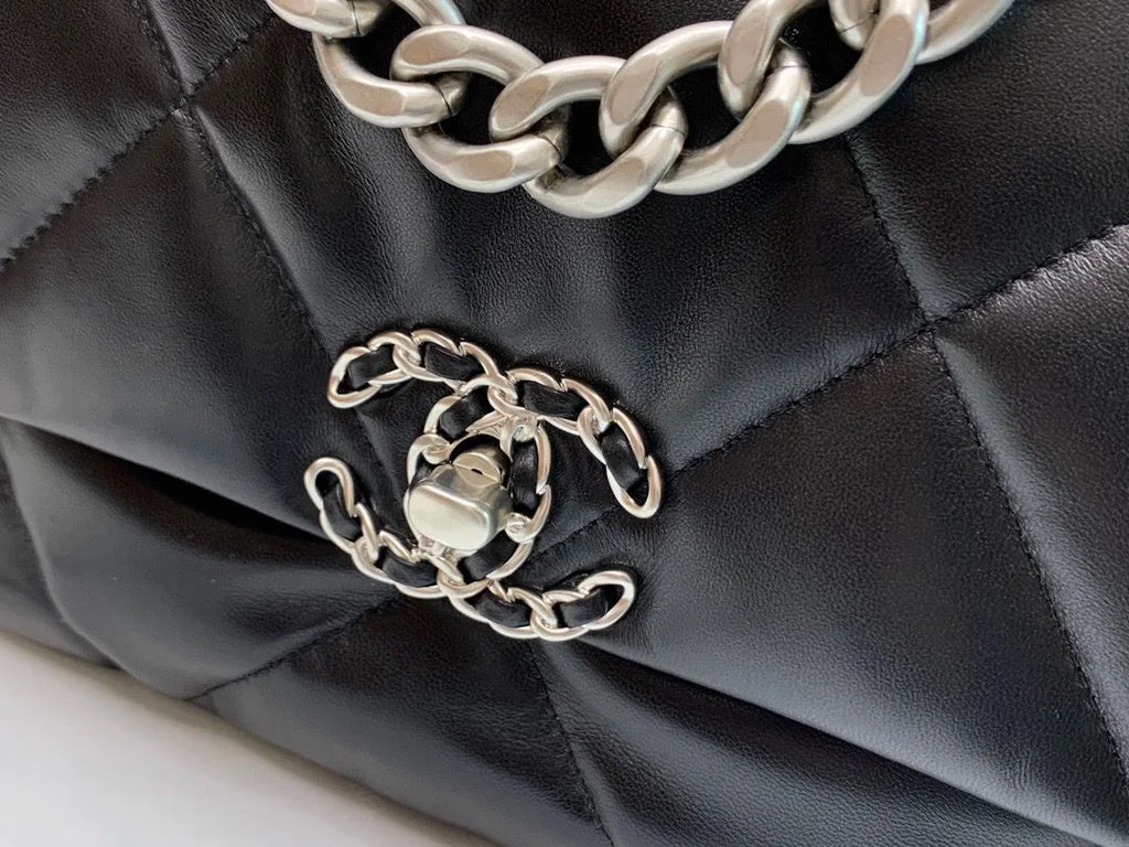 Black Classic Flap Bag V9154