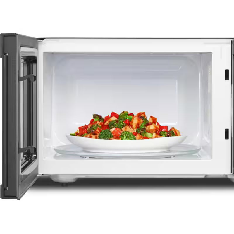 White 2.2 cu. ft. Countertop Microwave Z4889