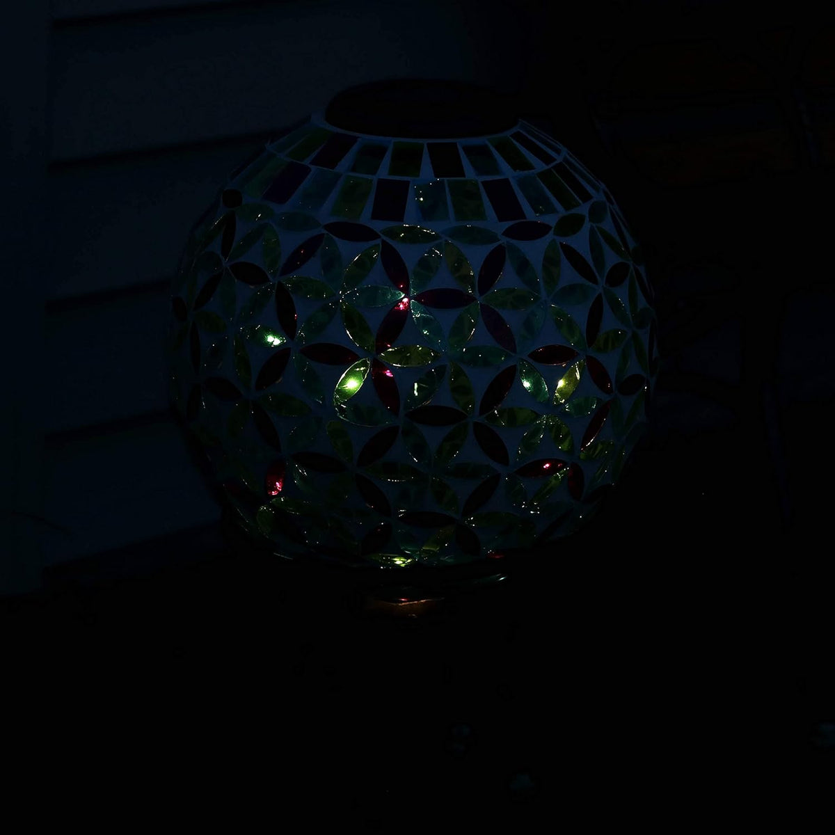 Blue 10-Inch Glass Mosaic Gazing Globe with Solar Light Z7860