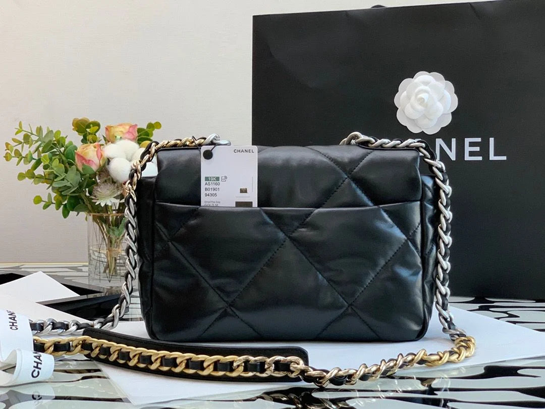 Black Classic Flap Bag V9154