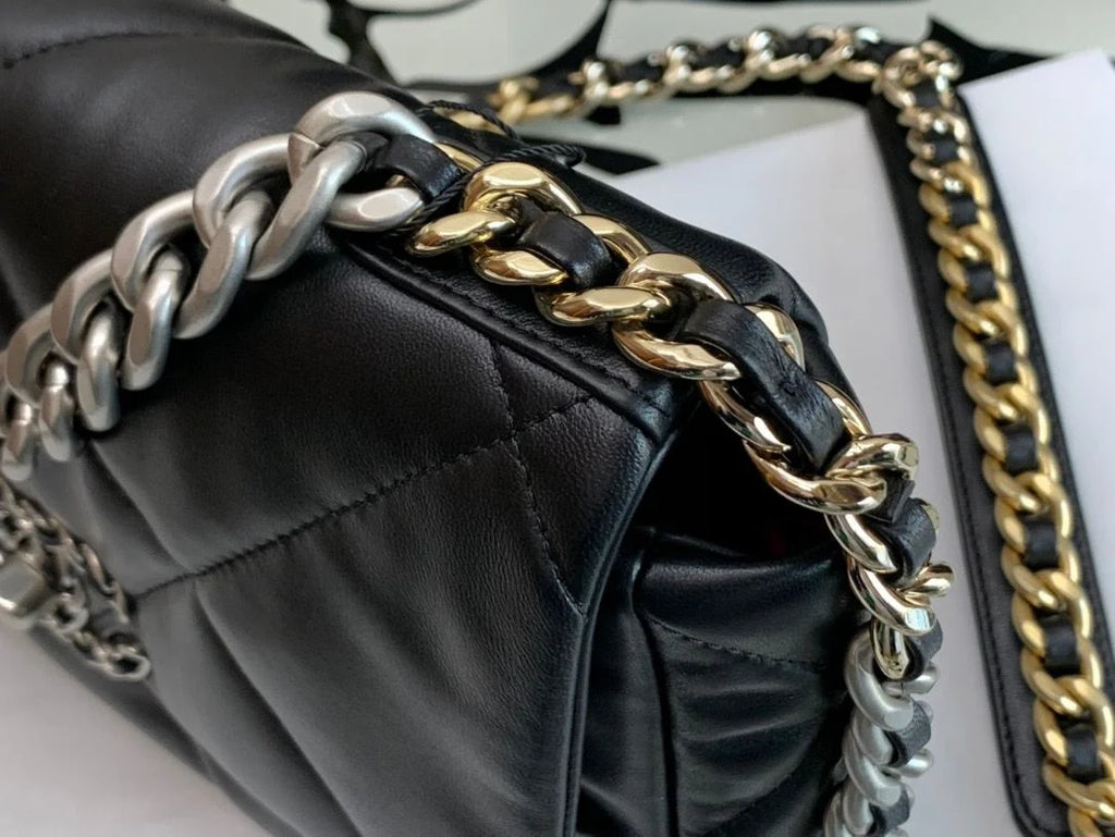 Black Classic Flap Bag V9154