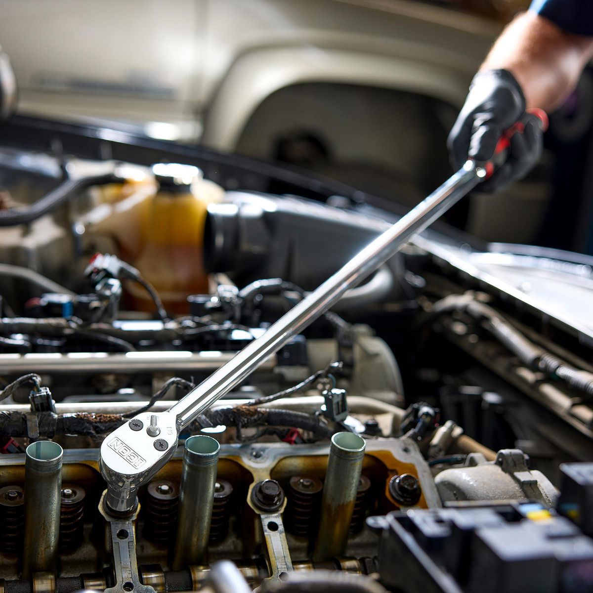 1/2 in. Drive 26 in. Extra-Long Ratchet with Comfort Grip Q750