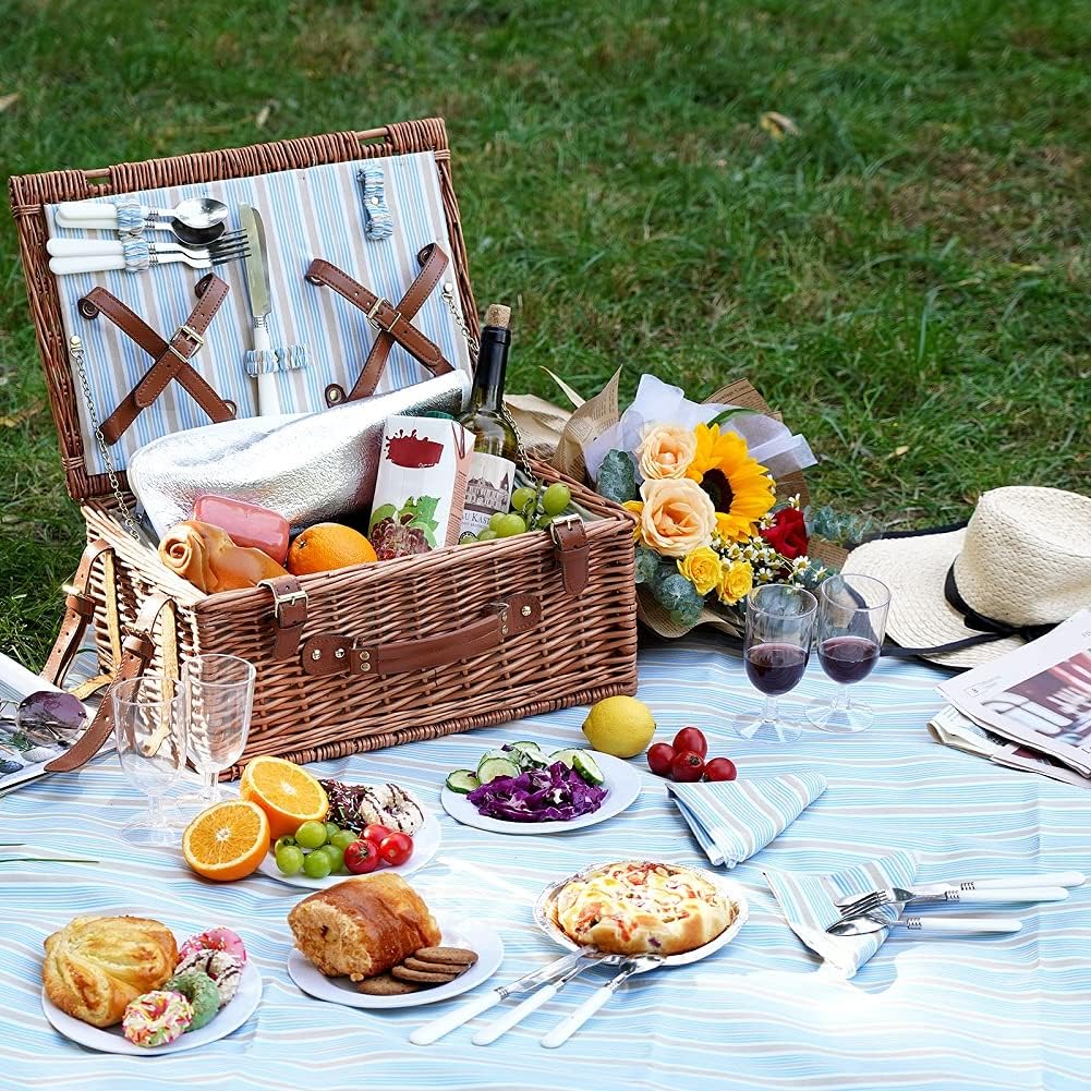 Wicker Picnic Basket Set for 4 Persons E6530