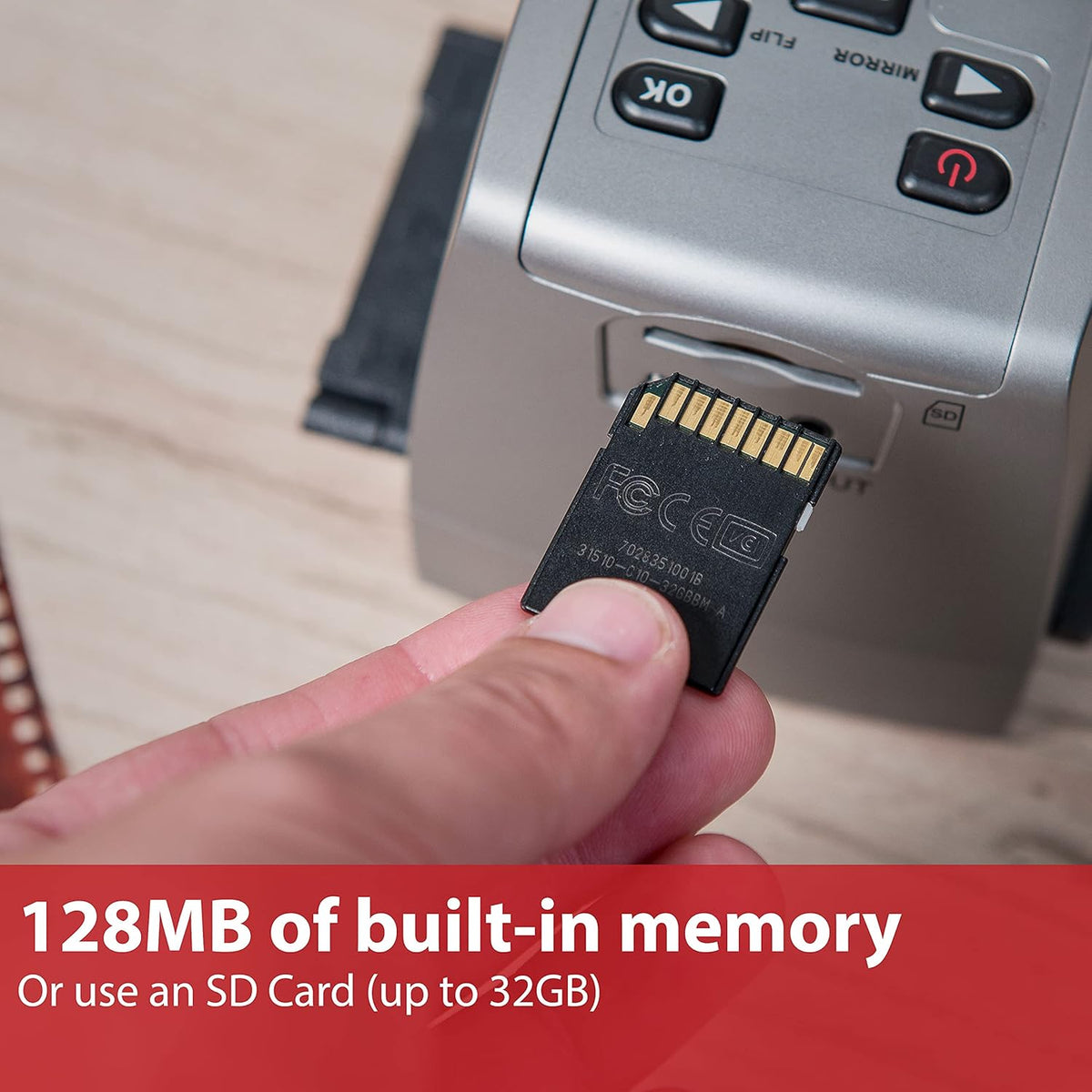 22MP Film Scanner with 2.4 Screen and 128MB Memory X8959