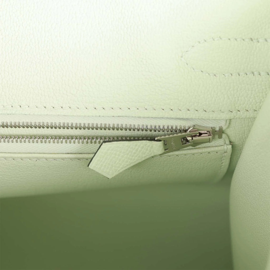 30 Epsom Leather Handbag S8390