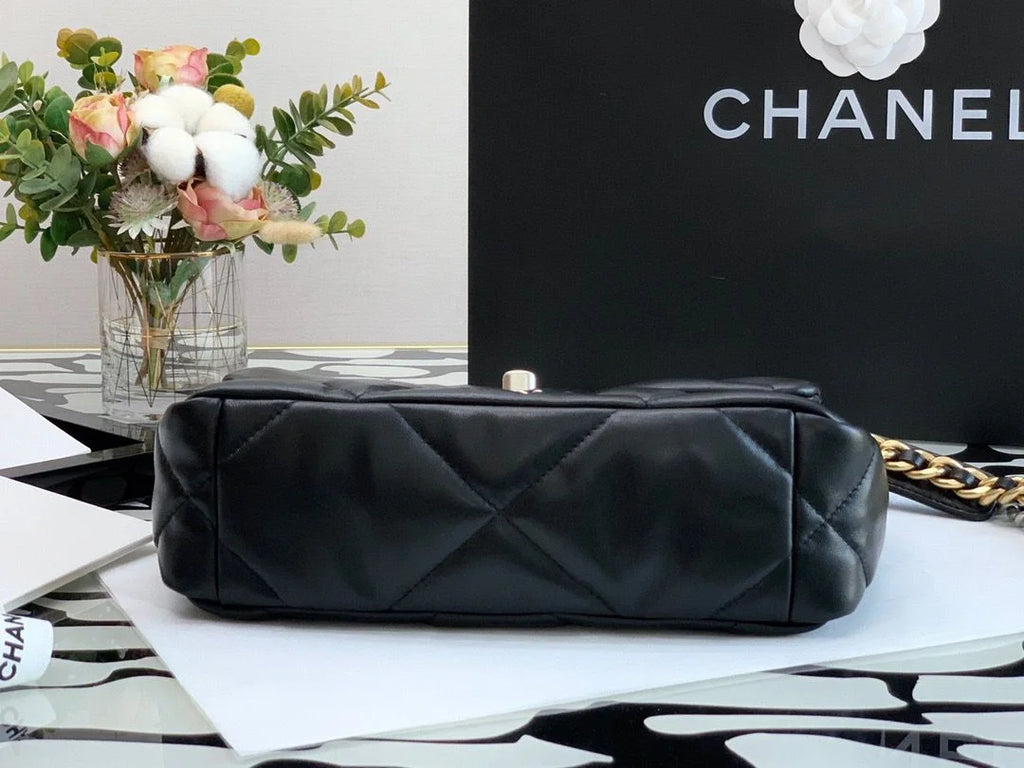 Black Classic Flap Bag V9154